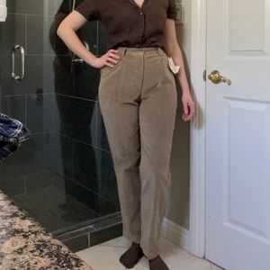 Liz Claiborne Lizsport Size 4 Mountain Hideaway Pleated Corduroy Trousers NWT